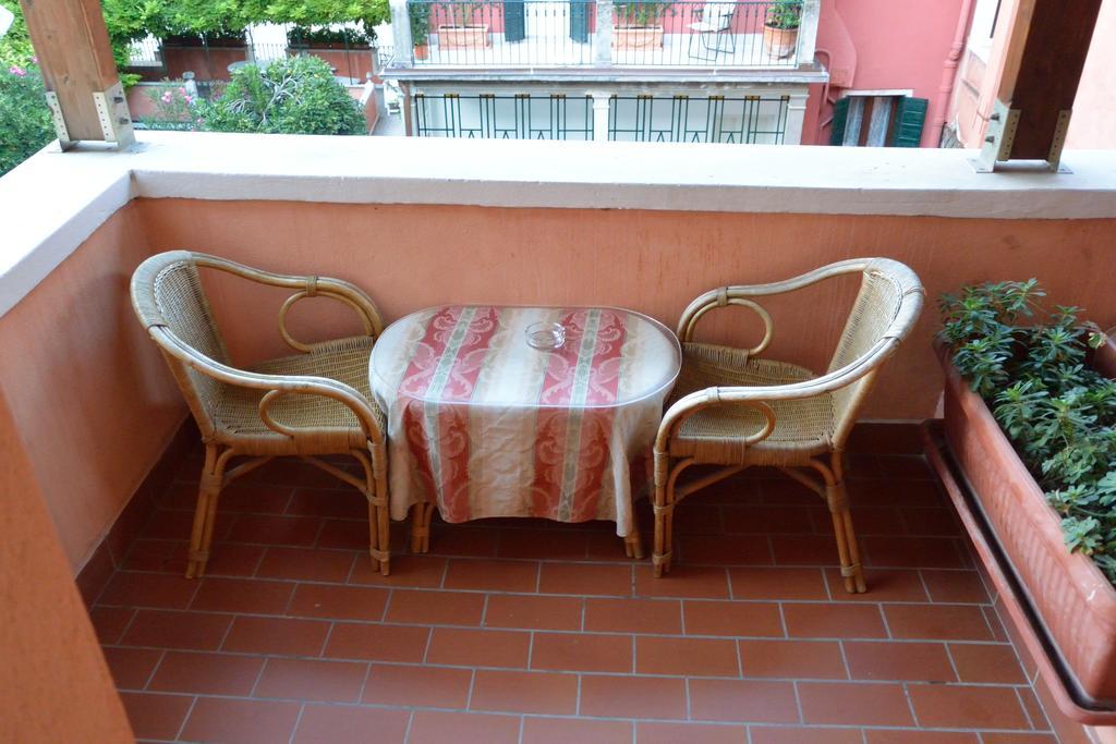 Hotel Belle Arti Венеция Экстерьер фото