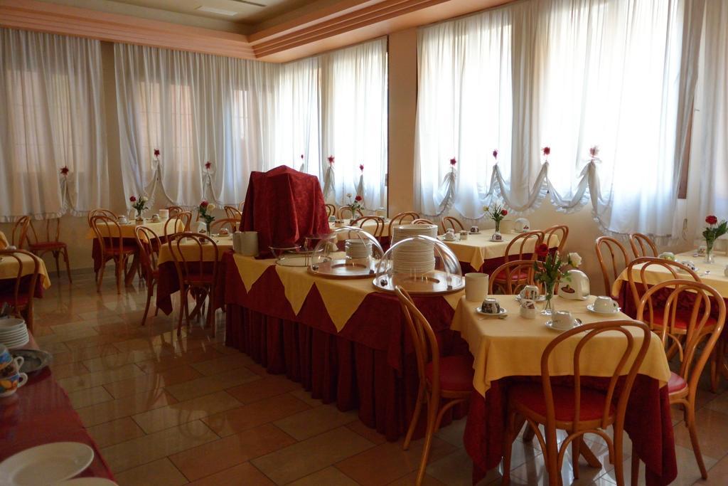 Hotel Belle Arti Венеция Экстерьер фото