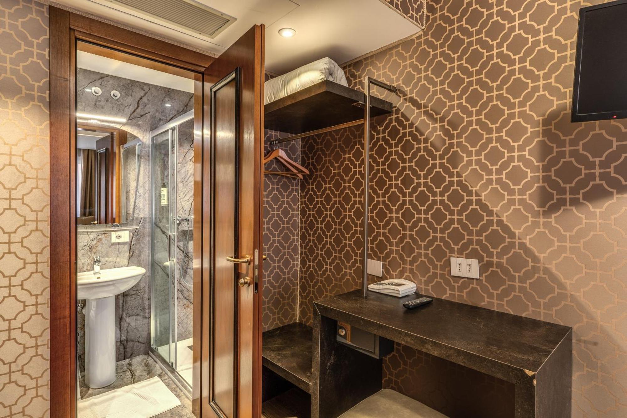 Hotel Belle Arti Венеция Экстерьер фото
